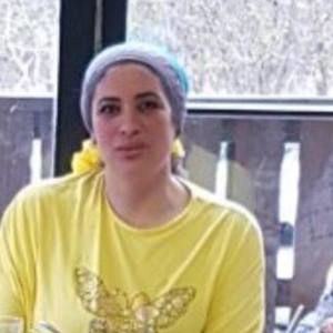 Meet your Posher, Dalia